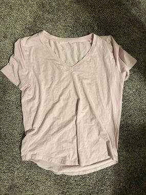 Lululemon tee size small